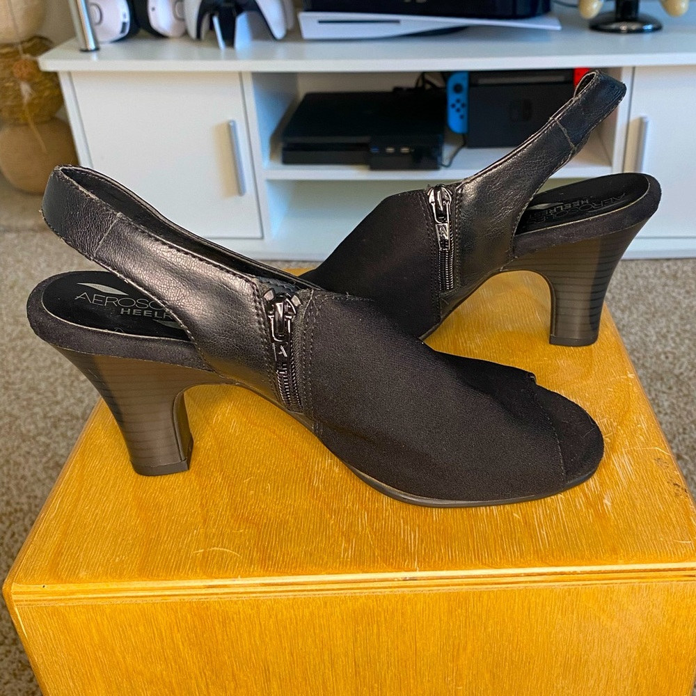 Pumps - Picture 2 of 2